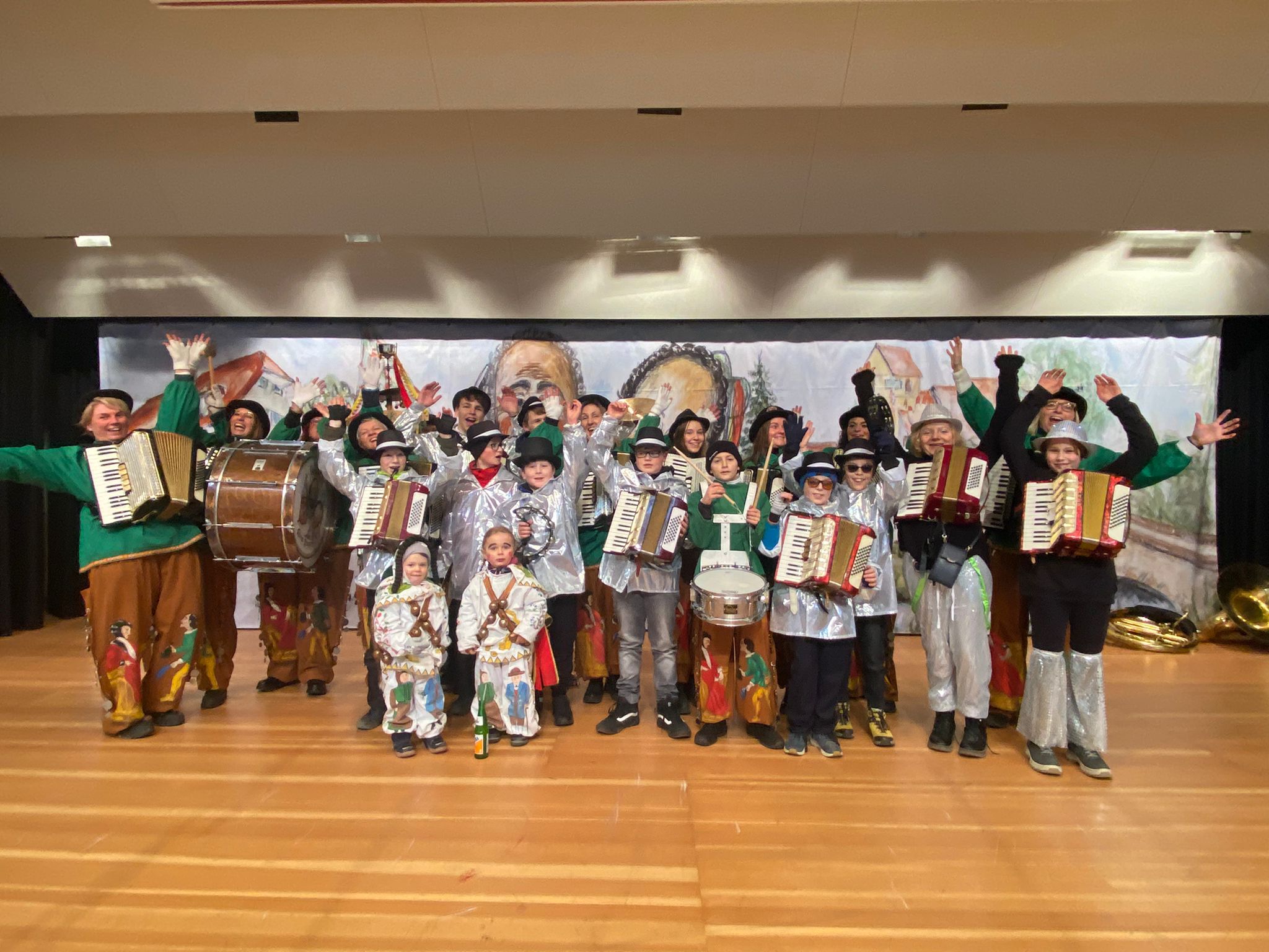 Mehr über den Artikel erfahren Fasnachtumzug Fluorn